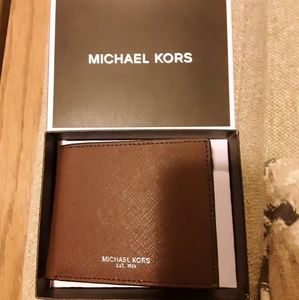 Michael Kors billfold